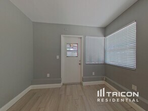 131 E Virginia Ln in Clearwater, FL - Building Photo - Building Photo