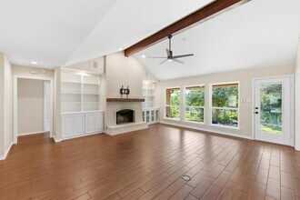 205 Tellus St in Lakeway, TX - Foto de edificio - Building Photo