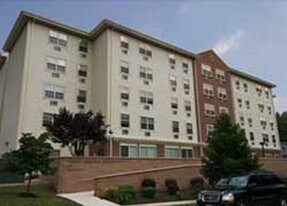 AHEPA Highland Apartments in Highland Park, NJ - Building Photo