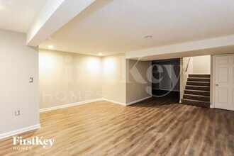 506 Brookside Ave in Liberty, MO - Foto de edificio - Building Photo