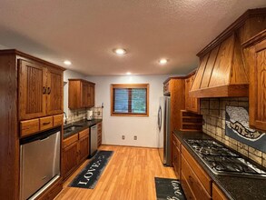 18892 Orchard Ct in Lakeville, MN - Foto de edificio - Building Photo