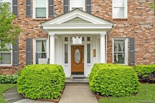 56 S Highland Ave in Ossining, NY - Building Photo