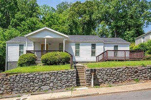 3277 Wheeler St, Unit 3275 in Hapeville, GA - Building Photo