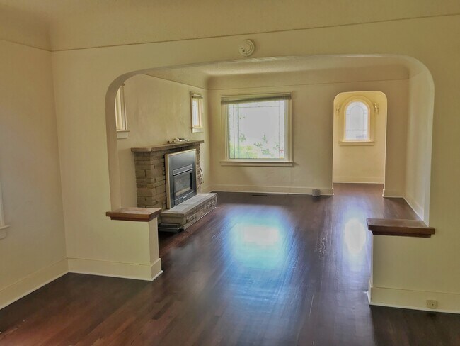 815 NE 97th St in Seattle, WA - Building Photo - Building Photo