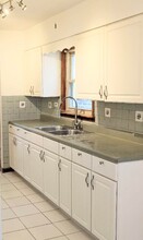 2309 W Arthur Ave, Unit 1 in Chicago, IL - Building Photo - Building Photo