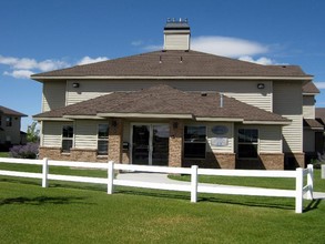 Riverview Apartments in Burley, ID - Building Photo - Building Photo