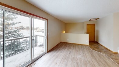 9909-99109 109 Ave in Grande Prairie, AB - Building Photo - Building Photo