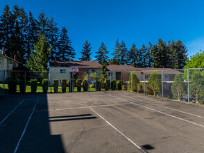 Valley High in Kent, WA - Building Photo - Building Photo