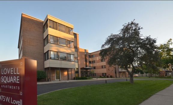 Lovell Square in Kalamazoo, MI - Foto de edificio