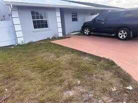 5412 Cannon Way in West Palm Beach, FL - Building Photo