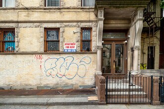 1325 Bedford Ave in Brooklyn, NY - Foto de edificio - Building Photo