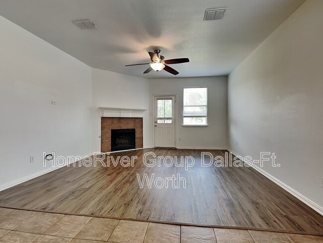 11528 Henderson Dr in Frisco, TX - Building Photo - Building Photo