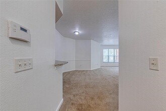 5500 Metrowest Blvd in Orlando, FL - Building Photo - Building Photo
