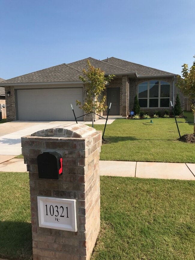 property at 10321 SE 24th St