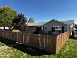 1507 Erin Way in Filer, ID - Building Photo - Building Photo