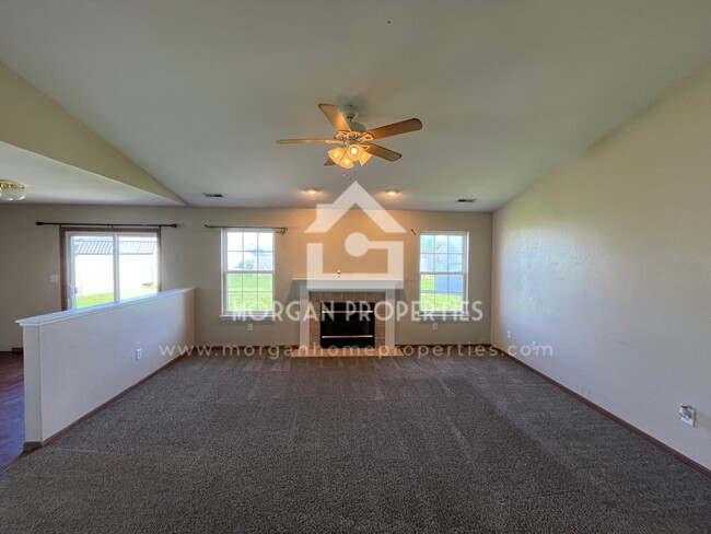 1216 Wolf Run in Anderson, IN - Building Photo - Building Photo