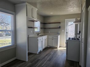 4026 Creech St in Haltom City, TX - Building Photo - Building Photo