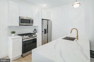 3957 Wyalusing Ave in Philadelphia, PA - Building Photo - Building Photo