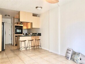 222 Ka?iulani Ave-Unit -405 in Honolulu, HI - Building Photo - Building Photo