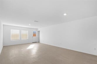 6513 Glade St in Princeton, TX - Building Photo - Building Photo