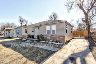 7126 SE 15th St in Midwest City, OK - Building Photo - Building Photo