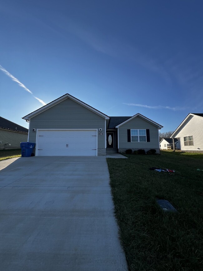 1506 Fredrick Dr in Clarksville, TN - Foto de edificio - Building Photo