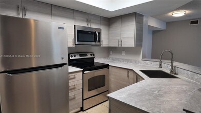 9044 W Atlantic Blvd in Coral Springs, FL - Building Photo - Building Photo