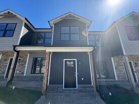 22 Villa Ct in Evington, VA - Building Photo