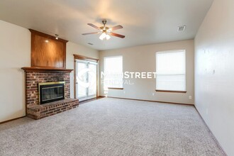 1801 Pennington Cir in Midwest City, OK - Building Photo - Building Photo