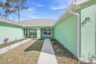18 Whetstone Ln in Palm Coast, FL - Building Photo - Building Photo