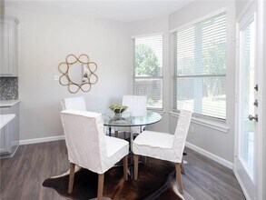 912 Rusk Rd in Round Rock, TX - Building Photo - Building Photo