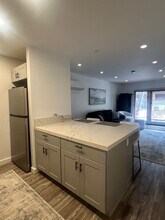 17200 Newhope St in Fountain Valley, CA - Building Photo - Building Photo