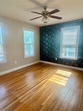 13 Pleasant St, Unit 2 in Cambridge, MA - Building Photo - Building Photo