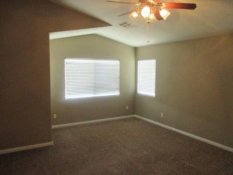 287 Red Eucalyptus Dr in Henderson, NV - Building Photo