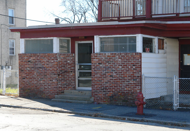 254-258 W 6th St in Lowell, MA - Foto de edificio - Building Photo