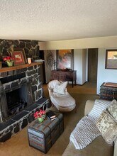 995 Grandview Ave, Unit Unit#1-Onebedroom in College Place, WA - Building Photo - Building Photo