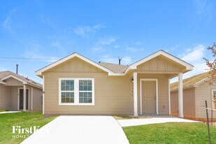 7946 Serro Medina in San Antonio, TX - Building Photo