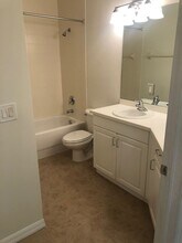 15250 Riverbend Blvd in North Fort Myers, FL - Building Photo - Building Photo