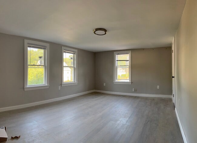 13 Hamilton St, Unit 2 in Framingham, MA - Building Photo - Building Photo