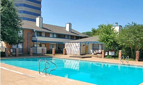 Brazos Place Condominiums in Waco, TX - Foto de edificio