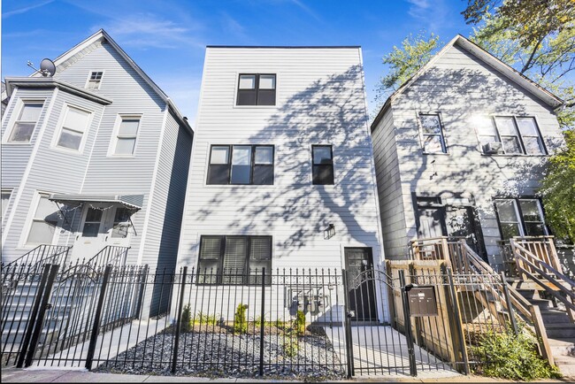 property at 2750 W Francis Pl