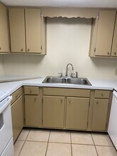 1015-101 SW McFarlane Ave in Lake City, FL - Foto de edificio - Building Photo