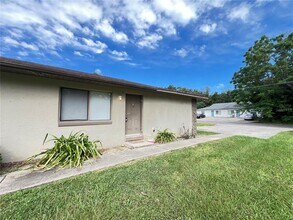 2000 NW 43rd St in Ocala, FL - Building Photo - Building Photo