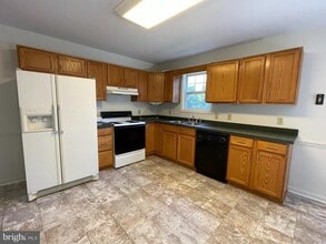 10197 Madison Dr in King George, VA - Building Photo - Building Photo