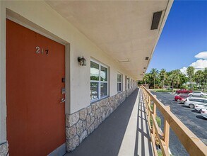 923 22nd Pl in Vero Beach, FL - Foto de edificio - Building Photo
