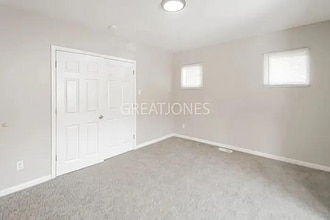 2835 N Hanley Rd in St. Louis, MO - Building Photo - Building Photo
