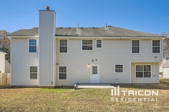 6120 Red Top Loop in Fairburn, GA - Building Photo - Building Photo
