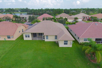 277 Egret Landing in Port St. Lucie, FL - Foto de edificio - Building Photo