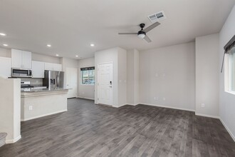 4740 Blaise Ave in North Las Vegas, NV - Building Photo - Building Photo