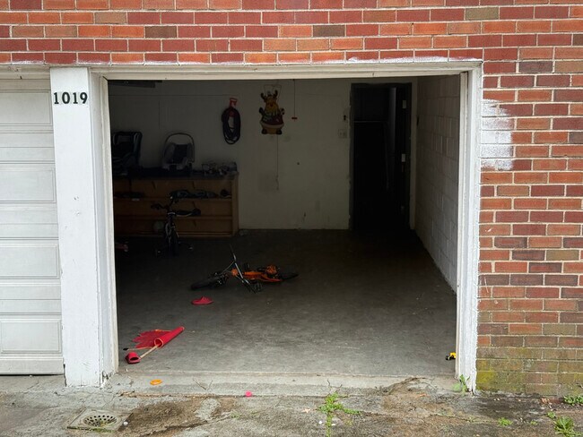 1019 Red Lion Rd, Unit 1 in Philadelphia, PA - Building Photo - Building Photo